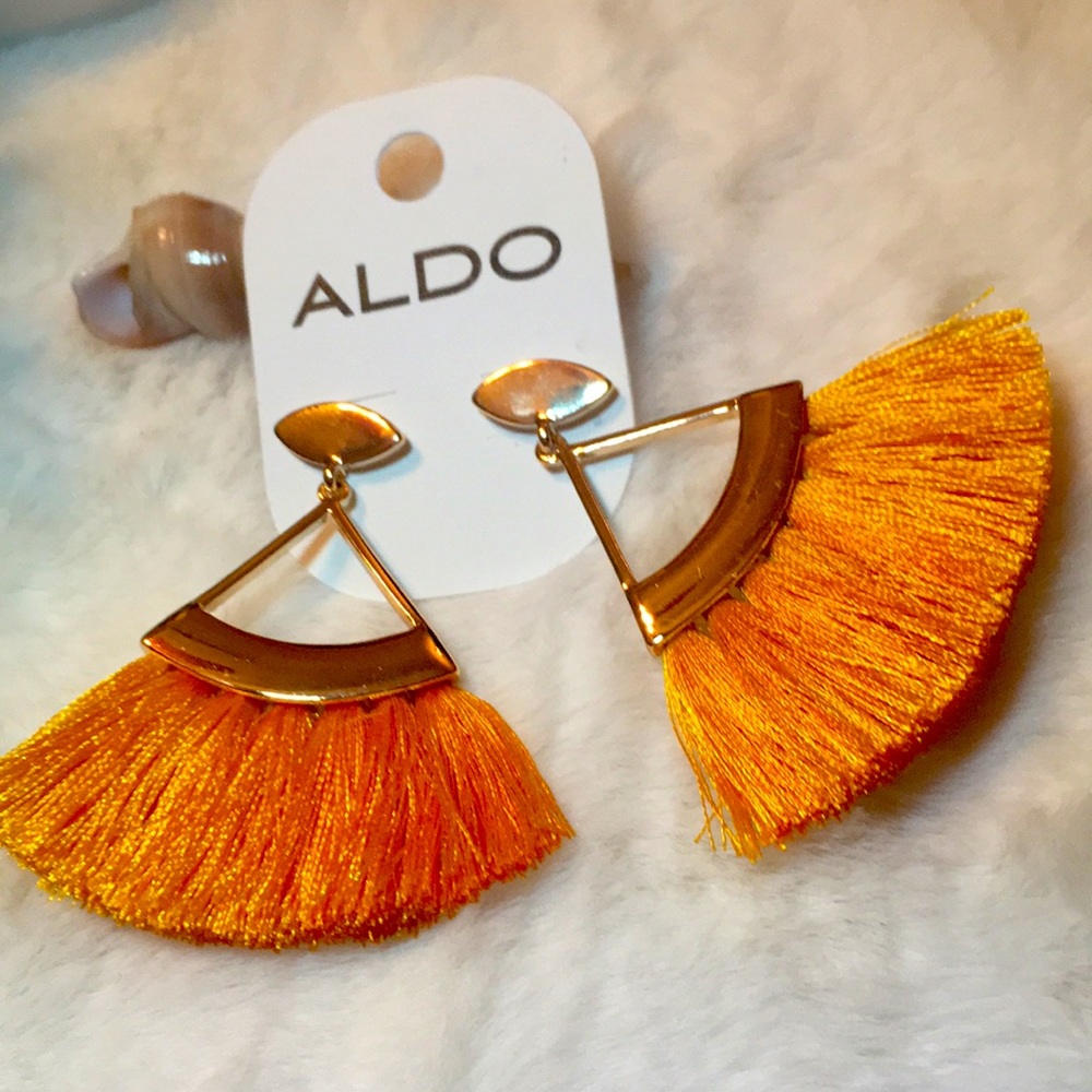 🧡ALDO® Orange fan earrings🧡